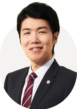 弁護士 日合渉の写真
